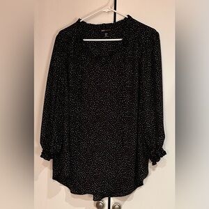 JNY Jones New York Black Polka Dot Blouse. Size 1X